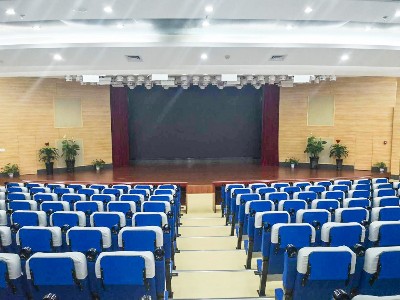 绿巨人在线下载免费版设备功率放大器的选择要点